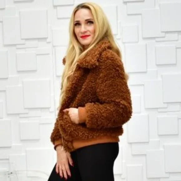 ACADIA Cocoa Faux Fur Jacket Soft Comfy Cozy Fall - Picture 4 of 4